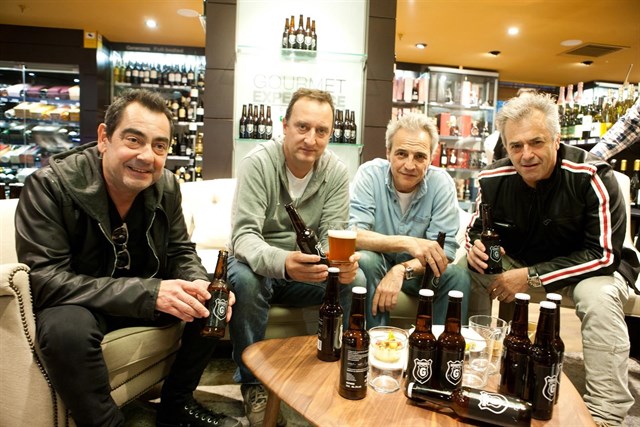 LA BANDA DE ROCK HOMBRES G ENTRA AL NEGOCIO DE LA CERVEZA ARTESANAL