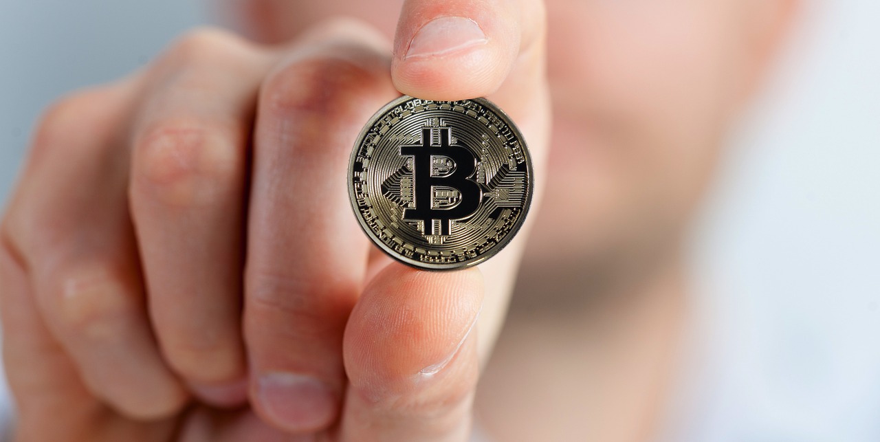 SE DESPLOMARON NUEVAMENTE LAS BITCOINS