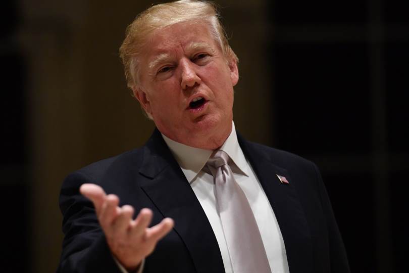 TRUMP: “NO SOY UN RACISTA”