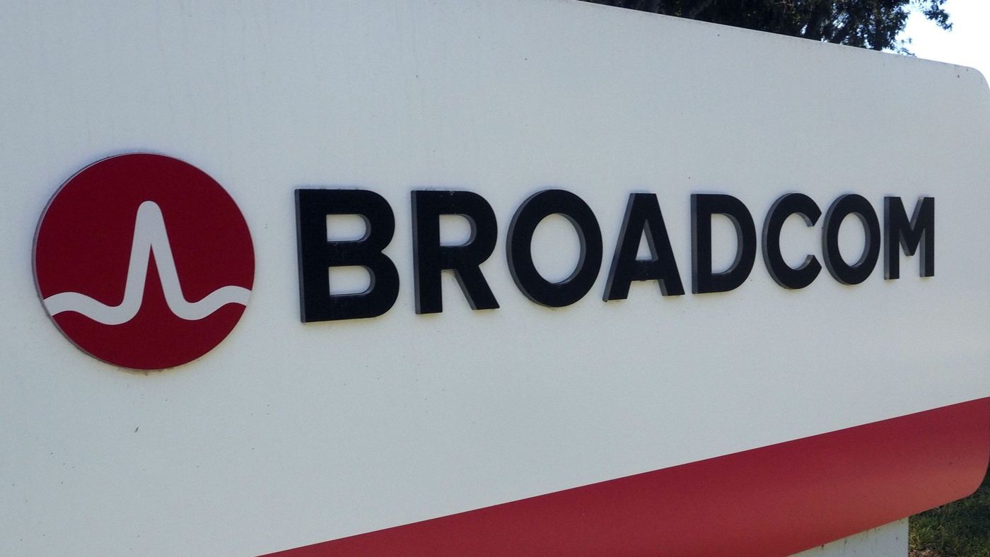 DONALD TRUMP IMPIDE VENTA DE QUALCOMM A BROADCOM