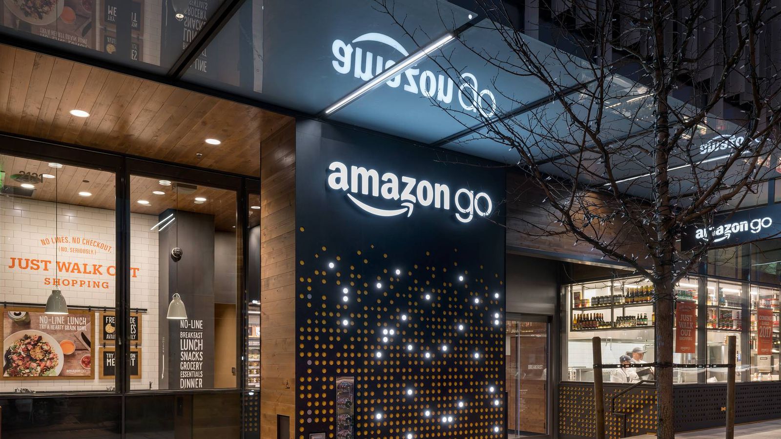 MICROSOFT APUNTA A AMAZON CON EL IMPULSO DE LA VENTA AL POR MENOR SIN CAJEROS