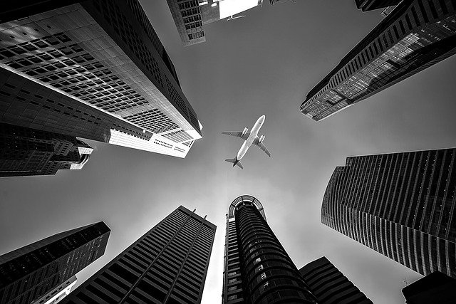 AERCAP SE HARÁ CON UNIDAD DE ARRENDAMIENTO DE AVIONES DE GENERAL ELECTRIC POR MÁS DE US$ 30.000 MILLONES