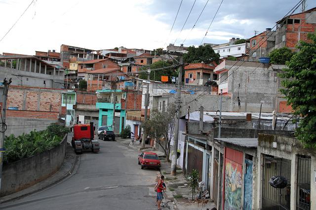 LA POBREZA EN LATINOAMÉRICA SUBIRÁ HASTA UN 33,7% DEBIDO A LA GUERRA DE UCRANIA: CEPAL