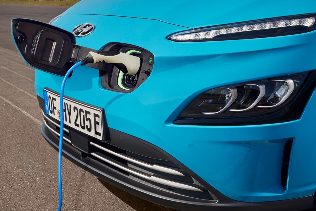 EGALÓN VS. GASOLINA: COMPRUEBE POR QUÉ LOS EVS SON LA OPCIÓN MÁS ECONÓMICA FRENTE A LOS VEHÍCULOS DE GASOLINA