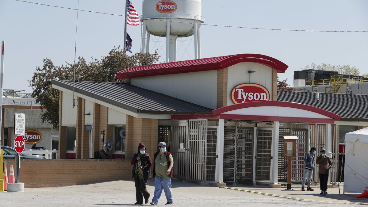 TYSON SIGUE PRESENTANDO BAJAS EN SUS VENTAS Y ANUNCIA QUE CERRARÁ 4 PLANTAS MÁS EN EE.UU.