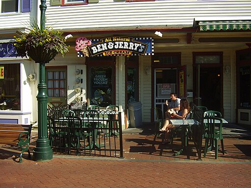 UNILEVER RECORTARÁ 7.500 EMPLEOS Y SEPARARÁ SU COMPAÑÍA DE HELADOS BEN & JERRY´S