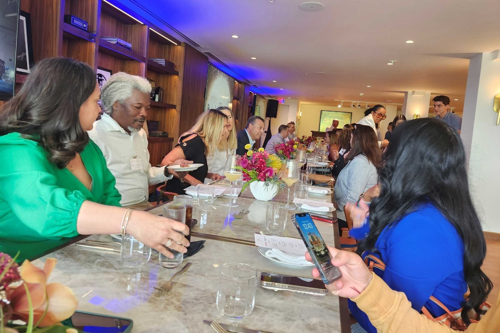 “CHAMPIONS OF CHANGE”: COMCAST REALIZÓ UN ALMUERZO CON MEDIOS, PERIODISTAS E INFLUENCIADORES