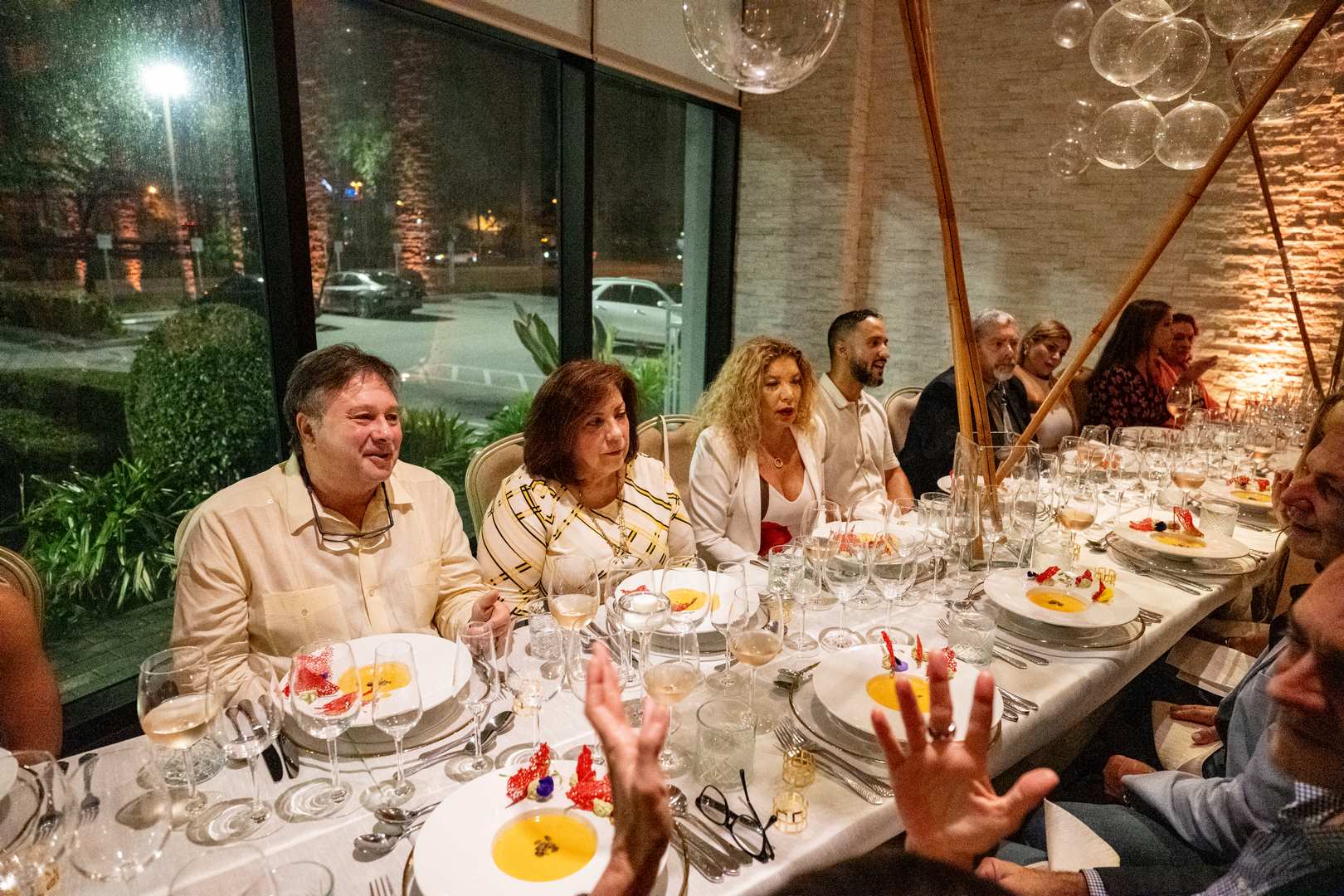 EXCLUSIVA CENA ORGANIZADA POR NEGOCIOS Y EJECUTIVA MAGAZINES CON EL AUSPICIO DE FLORIDA BLUE: GALERÍA DE IMÁGENES