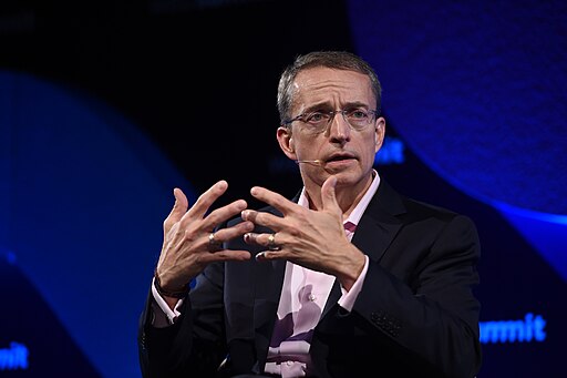 RENUNCIA EL CEO DE INTEL TRAS UN CUESTIONADO MANDATO