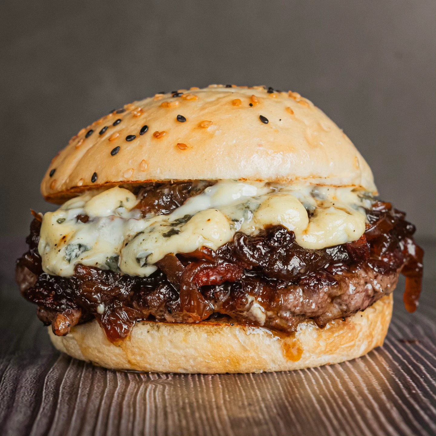 LA MEJOR HAMBURGUESA DE EE.UU. SE ENCUENTRA EN MIAMI Y EN UN RESTAURANTE ARGENTINO